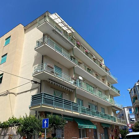 아비솔라 수페리오레 Il Mare In Piazza 아파트 외부 사진